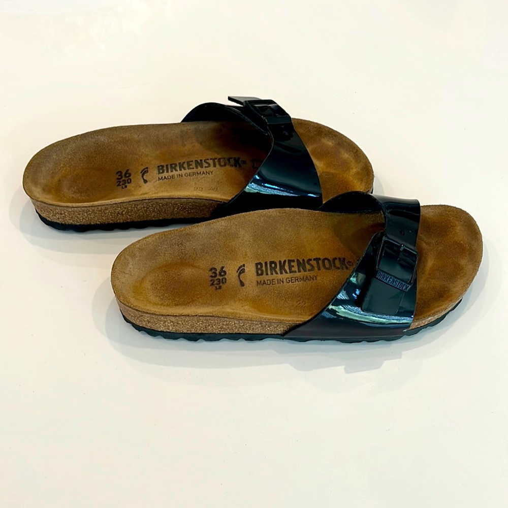 Birkenstock sandals size US 6. Euro 36